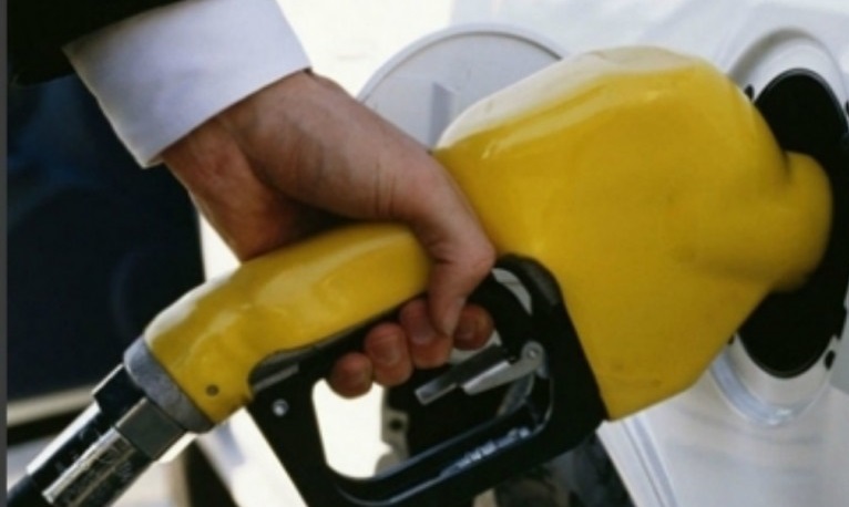 IMPIANTI PRIVATI DI CARBURANTI SENZA REGOLE, FUORI LEGGE IL 50% IN CAPITANATA