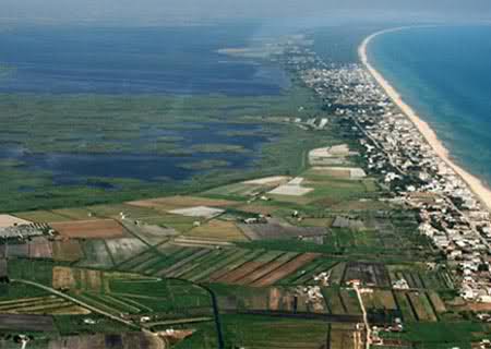 LE COSTRUZIONI ABUSIVE ALLO SCHIAPPARO COMUNE DI LESINA E DI TORRE MILETO 