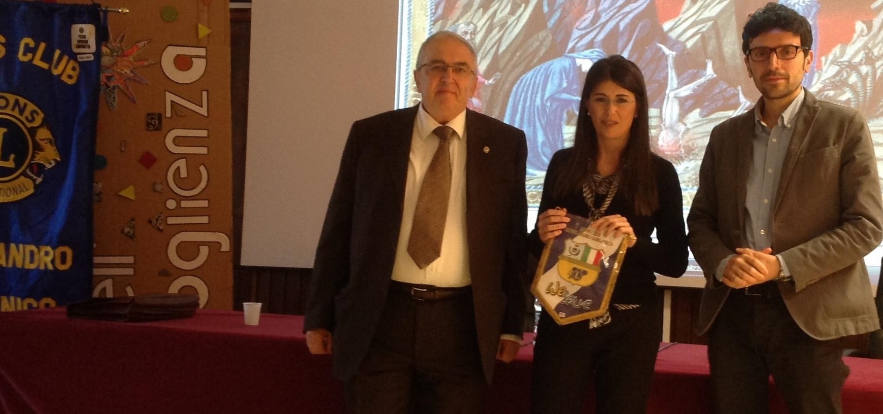 IL LIONS CLUB SANNICANDRO PER LA SCUOLA: CONFERENZA SU DANTE