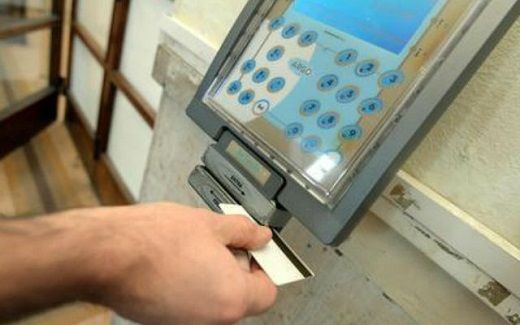 FOGGIA, VENTI ORDINANZE DI CUSTODIA CAUTELARE PER ASSENTEISMO AL COMUNE