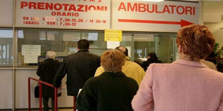 SE LE LISTE D’ATTESA SONO LUNGHE E’ POSSIBILE LA VISITA PRIVATA CON IL SOLO TICKET