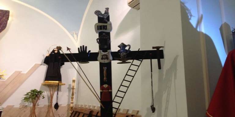 SAN NICANDRO E LA CROCE DEI MISTERI