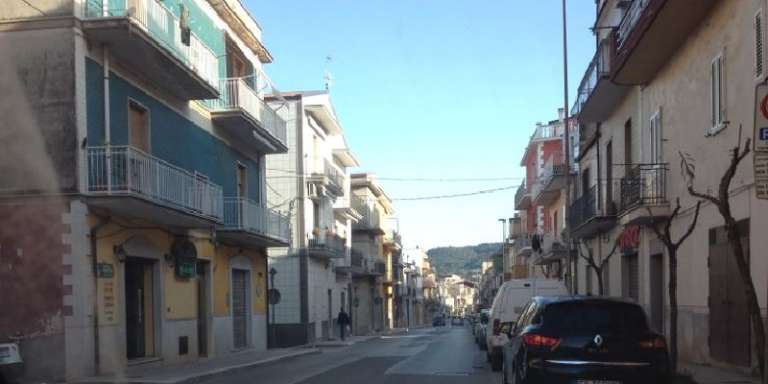 SAN NICANDRO, CIRCOLAZIONE STRADALE LIMITATA IN VIA GRAMSCI