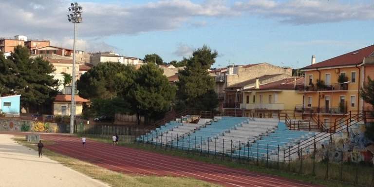 CAMPO SPORTIVO DI SAN NICANDRO, NUOVO LOOK PRIMA DEI CAMPIONATI