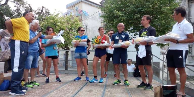 MARATONA E ULTRAMARATONA, RIVITALIZZATA DALLA PARTENZA MATTUTINA