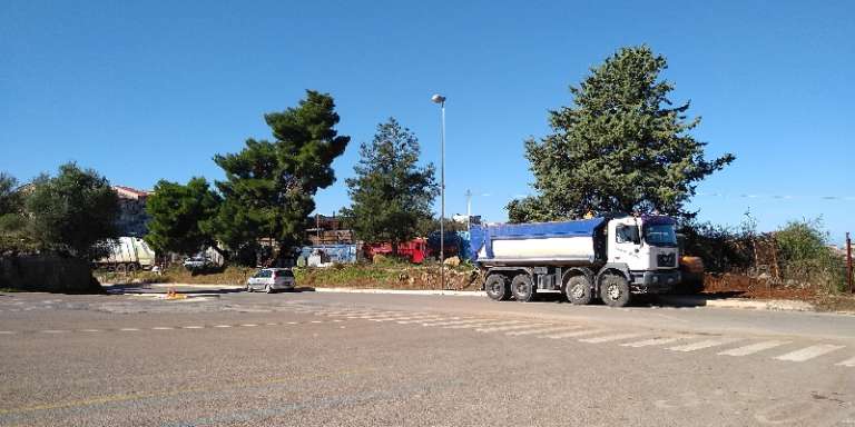 NUOVO LOOK IN ZONA CIMITERO A SAN NICANDRO