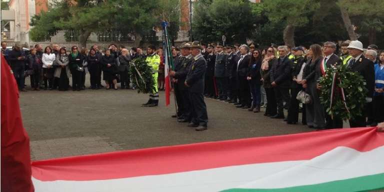 CELEBRATA LA GIORNATA DELLE FORZE ARMATE