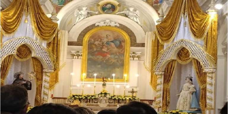 INCONSUETA FESTA DELLA MAMMA, INIZIATIVA DELLA CONFRATERNITA MARIA.SS. DI COSTANTINOPOLI