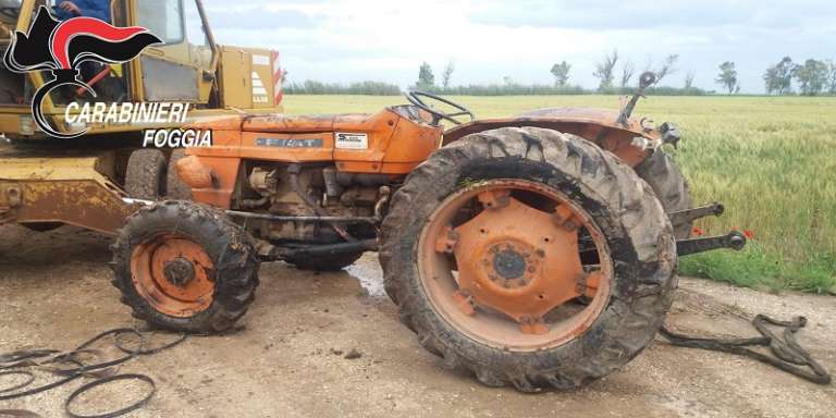 RINVENUTE A SAN NICANDRO MACCHINE E ATTREZZATURE AGRICOLE RUBATE