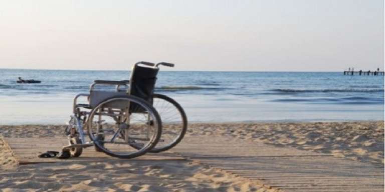 ACCESSIBILITA’ SPIAGGE PER PERSONE DISABILI, NUOVO BANDO PER I COMUNI