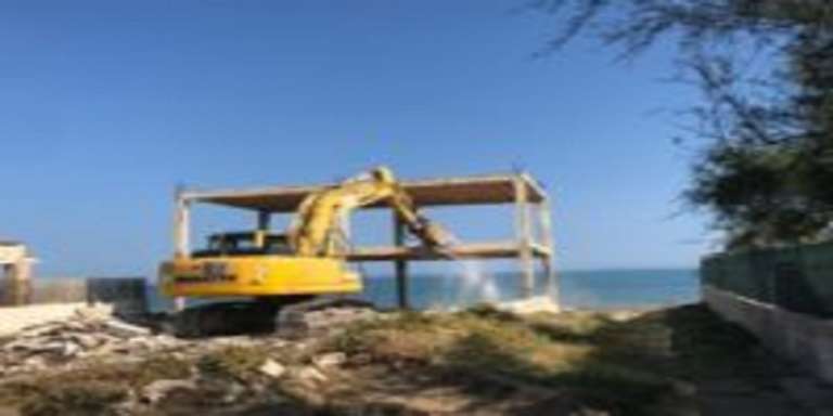 TORRE MILETO – RUSPE IN AZIONE: AVVIATA LA DEMOLIZIONE DEGLI IMMOBILI ABUSIVI!