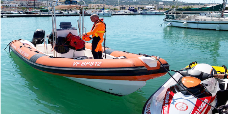 TORNANO MEZZI SOCCORSO SULLE SPIAGGE PUGLIESI