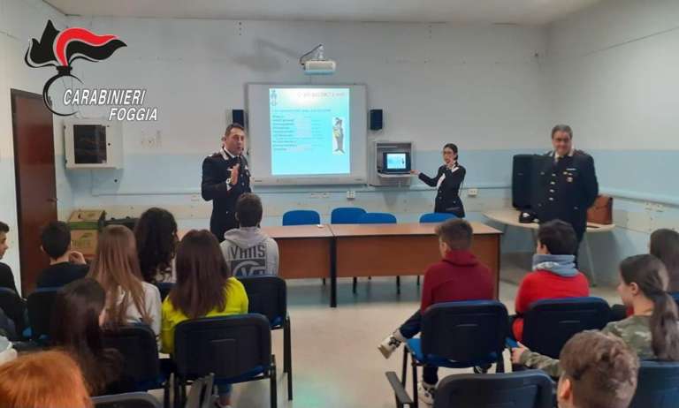 CARABINIERI NELLE SCUOLE PER DIFFONDERE LA CULTURA DELLA LEGALITA’