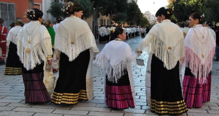 PER IL CARNEVALE 2021 ERA IN PROGRAMMA LA 3^ SFILATA STORICA “PASTORE E PACCHIANA” PER IL CARNEVALE 2021 ERA IN PROGRAMMA LA 3^ SFILATA STORICA “PASTORE E PACCHIANA”