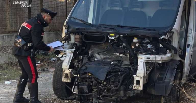 SCOPERTA NUOVA CENTRALE DI RICICLAGGIO, TRE ARRESTI