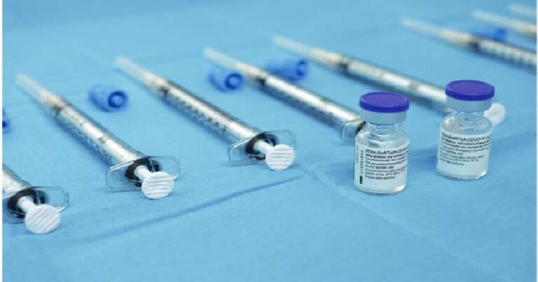 VACCINAZIONI PER PERSONE SENZA FRAGILITA’ DAI 79 ANNI AI 60 ANNI, DOMANI 12 APRILE SOLO I 79ENNI
