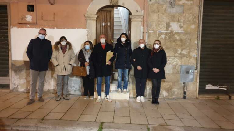 SAN NICANDRO: 7 CONSIGLIERI FIRMANO LE LORO DIMISSIONI