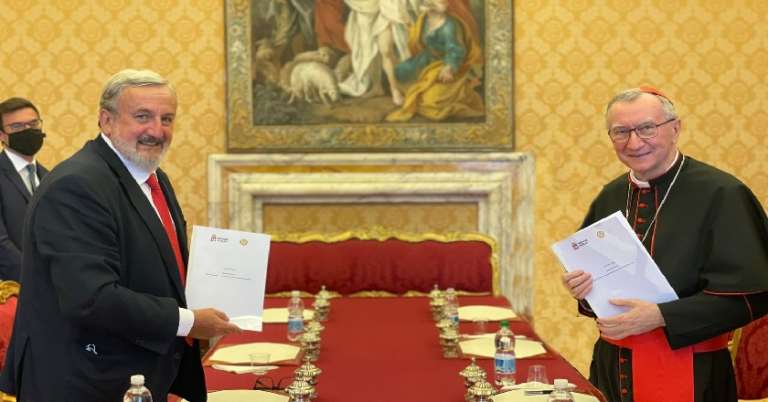 SOTTOSCRITTO ACCORDO TRA REGIONE PUGLIA ED IRCCS CASA SOLLIEVO DELLA SOFFERENZA
