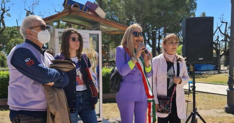 AD APRICENA INAUGURAZIONE LITTLE FREE LIBRARIES
