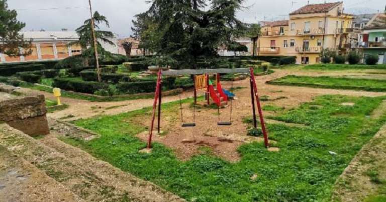 SAN NICANDRO, RIQUALIFICAZIONE DI PIAZZA ALDO MORO: PROROGA TERMINI ULTIMAZIONE LAVORI