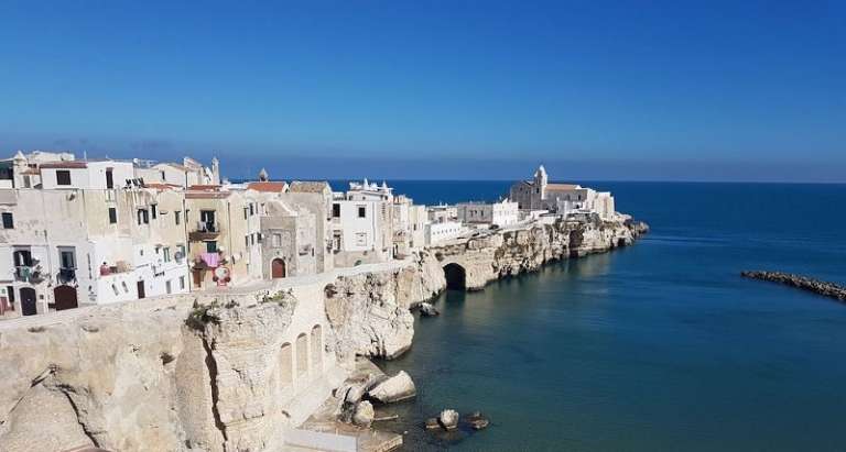 VIESTE, TRASMISSIONE SPOT PUBBLICITARIO DI PROMOZIONE TURISTICA SULLE RETI RAI