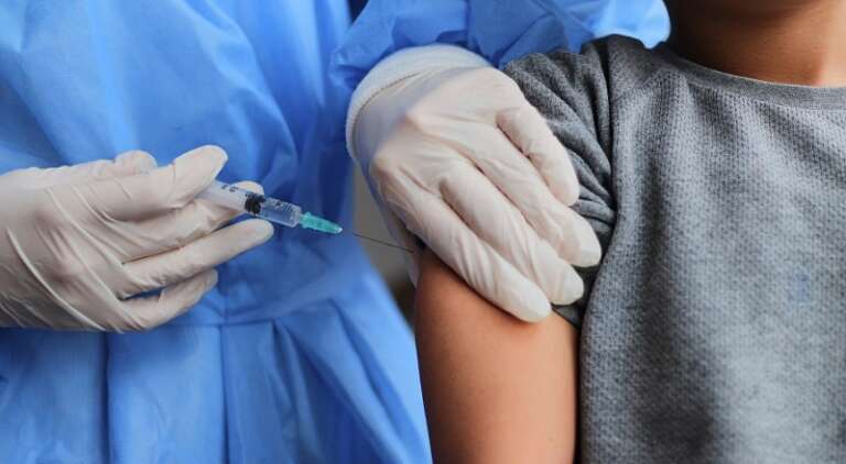 DA EMA VIA LIBERA AI VACCINI “AGGIORNATI” PER OMICRON