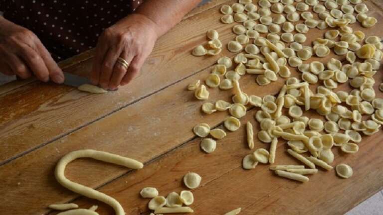 ORECCHIETTE (R’CCHJ’TELL) NELL’ATLANTE DEI PRODOTTI TRADIZIONALI DELLA REGIONE PUGLIA