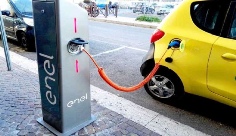 SAN NICANDRO, PROTOCOLLO DI INTESA CON ENEL PER UNA RETE DI RICARICA PER VEICOLI ELETTRICI