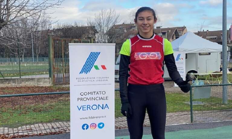 LISA STOICO VINCE LA CORSA CAMPESTRE CAMPIONATI STUDENTESCHI 2022/23 SCUOLE PROVINCIA DI VERONA