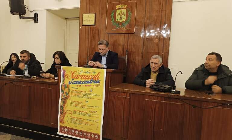 SAN NICANDRO, L’AMMINISTRAZIONE COMUNALE PRESENTA IL CARNEVALE 2023