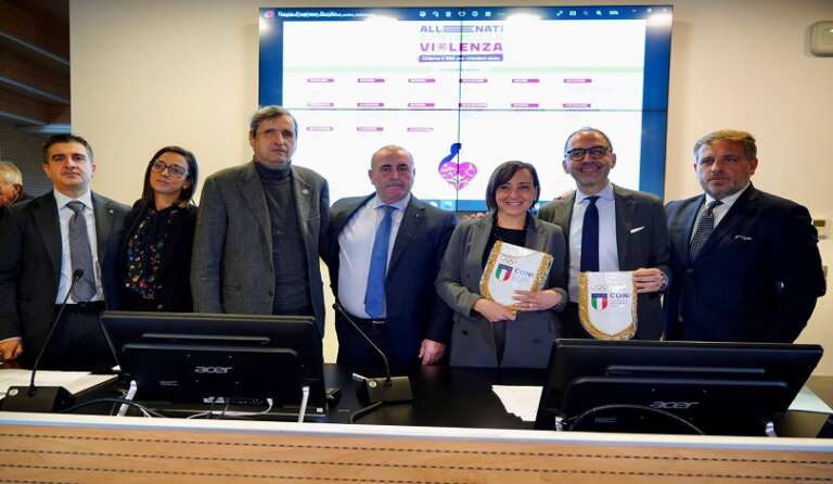 REGIONE PUGLIA. “ALLENATI CONTRO LA VIOLENZA”: FIRMATI OGGI I PROTOCOLLI TRA REGIONE, CONI, CIP E SPORT E SALUTE