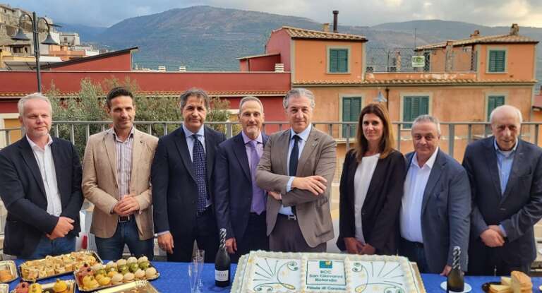 CARPINO: INAUGURATA LA NUOVA FILIALE DELLA BCC DI SAN GIOVANNI ROTONDO