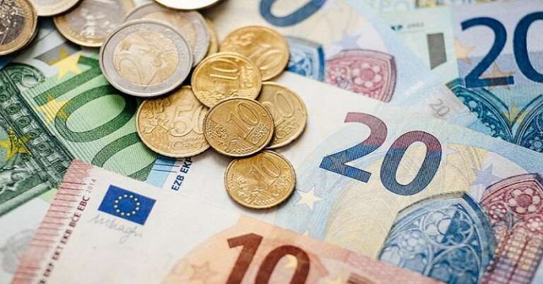 SALARIO MINIMO: UN CONFLITTO ISTITUZIONALE
