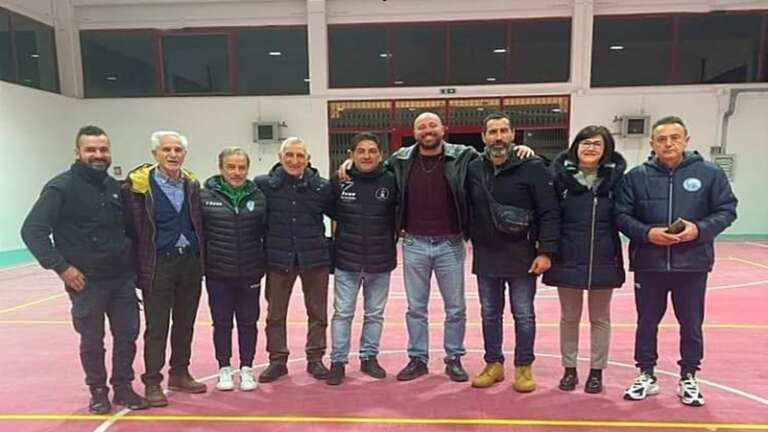 SAN NICANDRO GARGANICO, RIAPERTA LA PALESTRA DEL CAMPO SPORTIVO