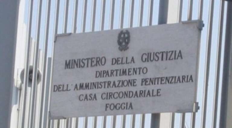 FOGGIA, VIOLENTO PESTAGGIO IN CARCERE IN DANNO DI DUE DETENUTI