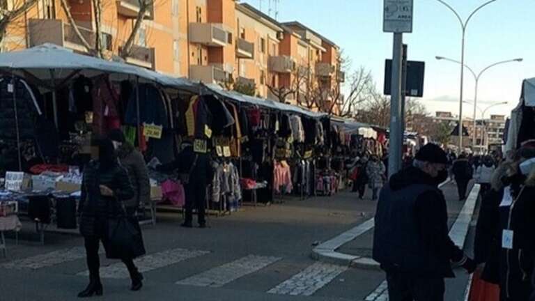 CAGNANO VARANO. AMBULANTI DEL MERCATO QUINDICINALE IN AGITAZIONE