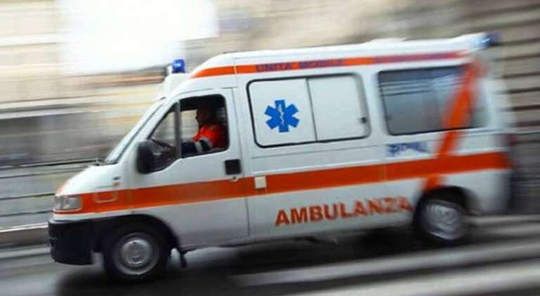 ASL FG. CERA: “AMBULANZE COSTRETTE A FARE IL PIENO A DECINE DI CHILOMETRI DI DISTANZA”