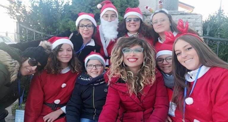 DA BABBO NATALE UN PANETTONE A TUTTE LE FAMIGLIE DEI 140 ABITANTI DI CELLE SAN VITO
