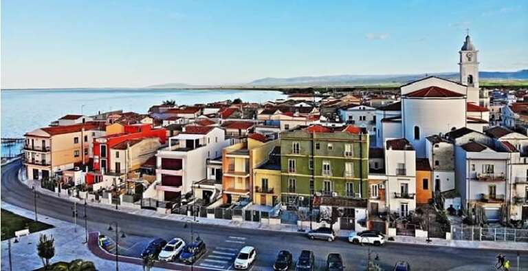 IL SINDACO E L’AMMINISTRAZIONE COMUNALE RISPONDONO ALLE ACCUSE SU MARINA DI LESINA